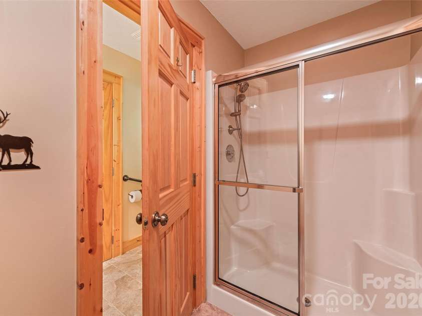 463 Walela Trail, Maggie Valley, NC 28751.  MLS# CAR4420283, YatesRealty ID 48230. 