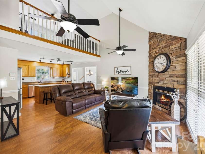 110 Crystal Brook Drive, Kings Mountain, NC 28086.  MLS# CAR4420505, YatesRealty ID 48231. 