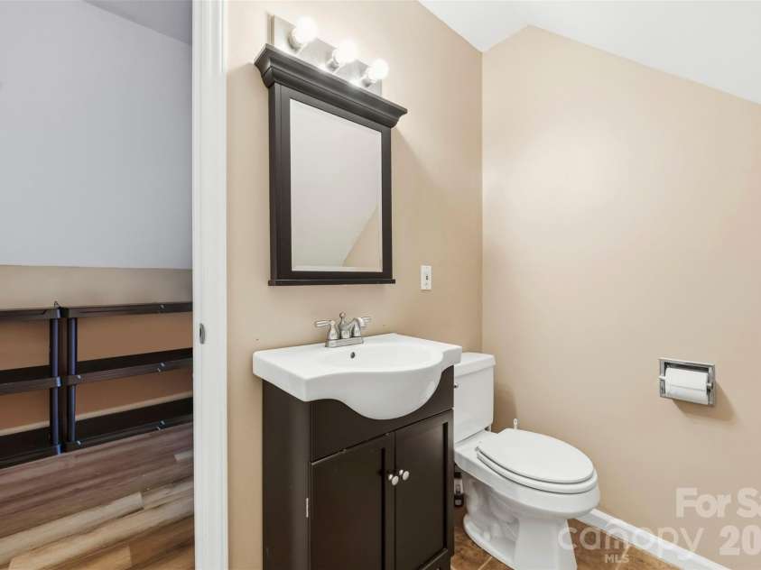 110 Crystal Brook Drive, Kings Mountain, NC 28086.  MLS# CAR4420505, YatesRealty ID 48231. 