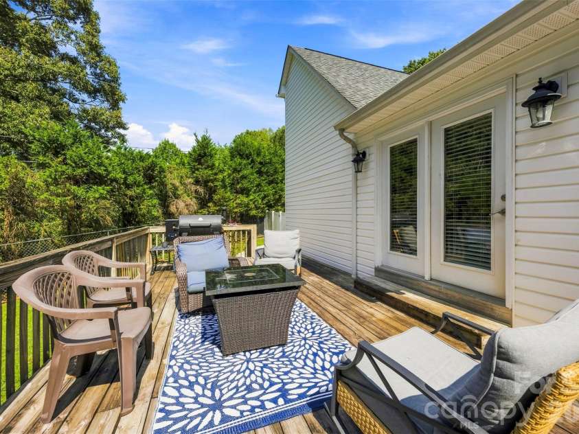 110 Crystal Brook Drive, Kings Mountain, NC 28086.  MLS# CAR4420505, YatesRealty ID 48231. 