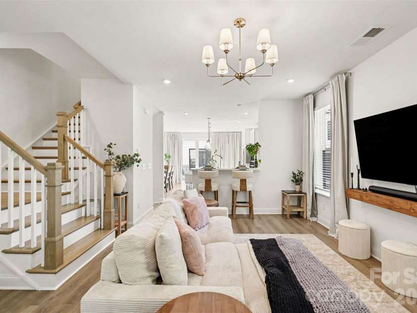 14038 Felix Lane, Charlotte, NC 28277.  MLS# CAR4431081, YatesRealty ID 48232. 