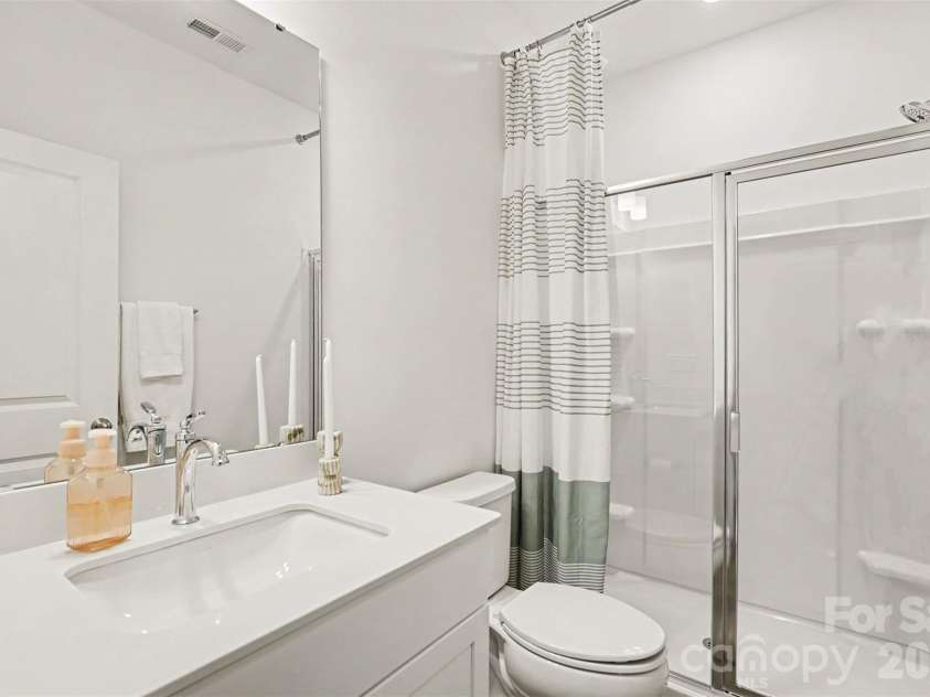 14038 Felix Lane, Charlotte, NC 28277.  MLS# CAR4431081, YatesRealty ID 48232. 