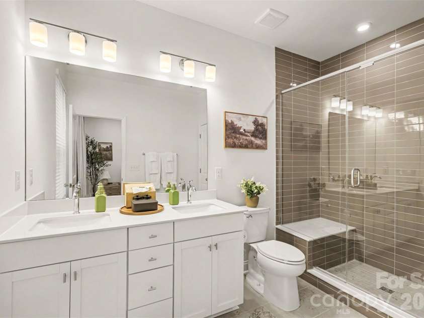 14038 Felix Lane, Charlotte, NC 28277.  MLS# CAR4431081, YatesRealty ID 48232. 
