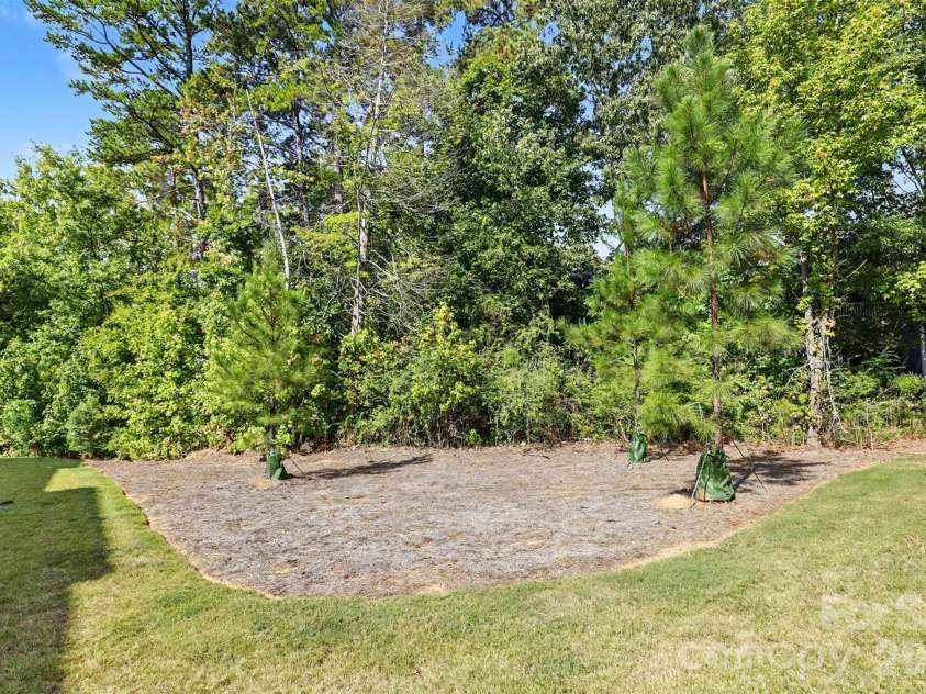 14038 Felix Lane, Charlotte, NC 28277.  MLS# CAR4431081, YatesRealty ID 48232. 