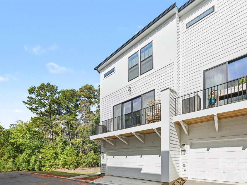 14038 Felix Lane, Charlotte, NC 28277.  MLS# CAR4431081, YatesRealty ID 48232. 