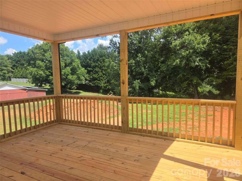 2850 Leonard Road, Lexington, NC 27295.  MLS# CAR4420648, YatesRealty ID 48234. 