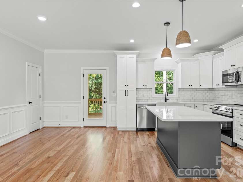 2850 Leonard Road, Lexington, NC 27295.  MLS# CAR4420648, YatesRealty ID 48234. 