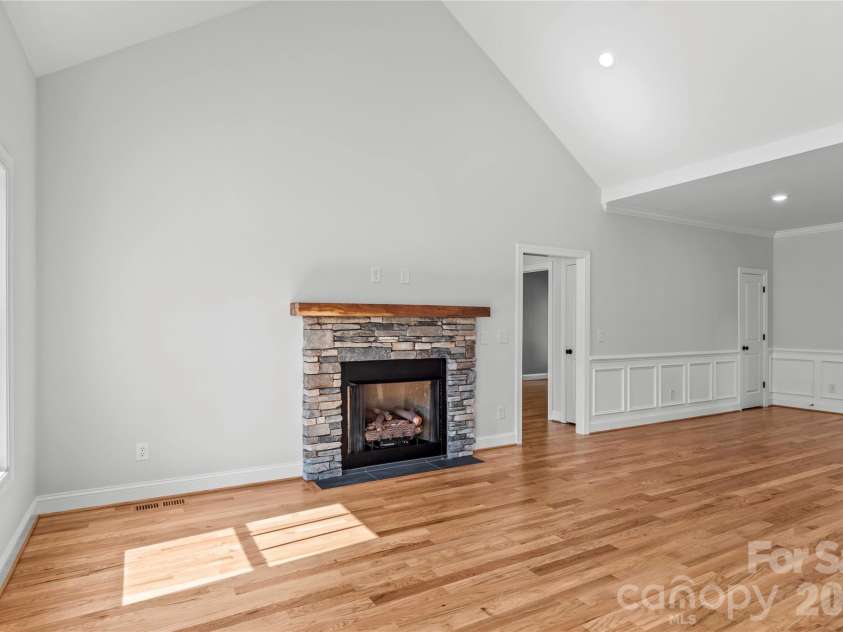 2850 Leonard Road, Lexington, NC 27295.  MLS# CAR4420648, YatesRealty ID 48234. 