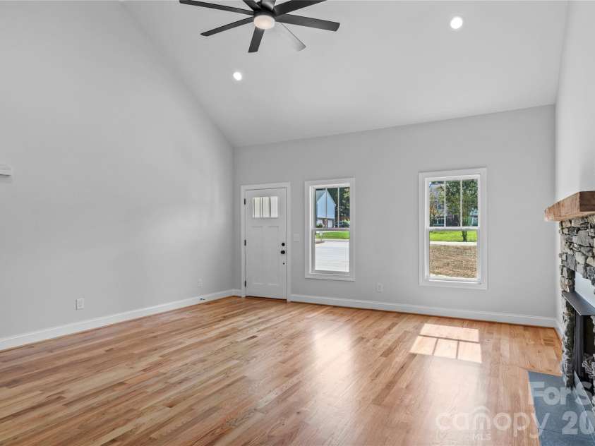 2850 Leonard Road, Lexington, NC 27295.  MLS# CAR4420648, YatesRealty ID 48234. 