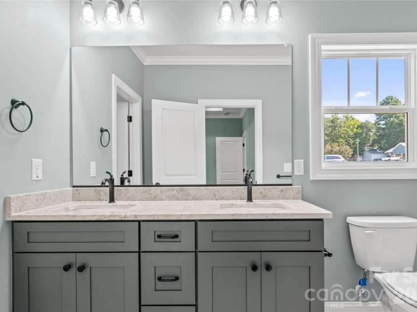 2850 Leonard Road, Lexington, NC 27295.  MLS# CAR4420648, YatesRealty ID 48234. 