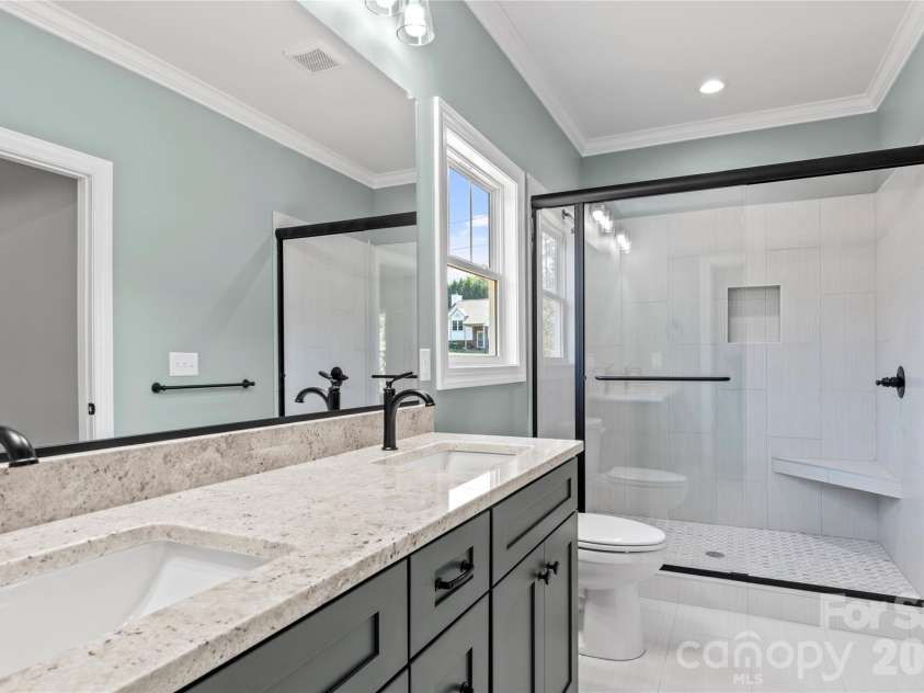 2850 Leonard Road, Lexington, NC 27295.  MLS# CAR4420648, YatesRealty ID 48234. 