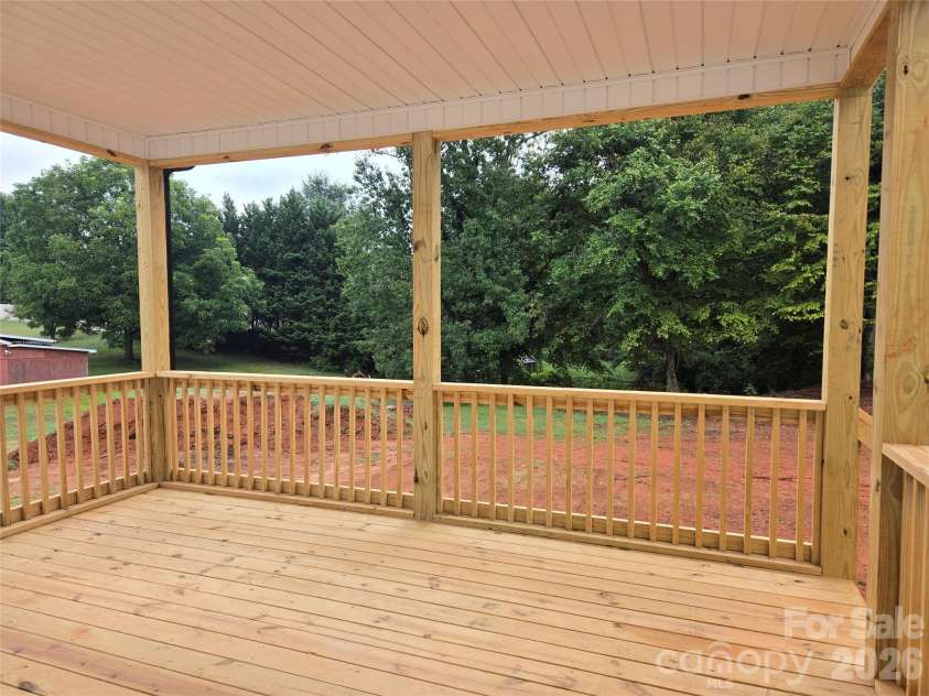 2850 Leonard Road, Lexington, NC 27295.  MLS# CAR4420648, YatesRealty ID 48234. 