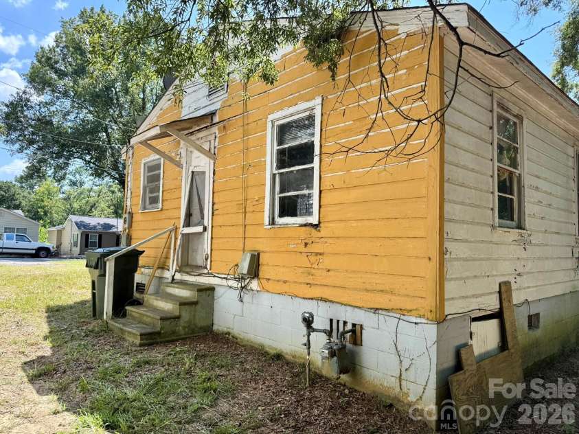 334 Friendship Drive, Rock Hill, SC 29730.  MLS# CAR4420655, YatesRealty ID 48235. 