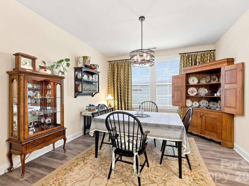 7106 Overjoyed Crossing, Charlotte, NC 28215.  MLS# CAR4417252, YatesRealty ID 48236. 