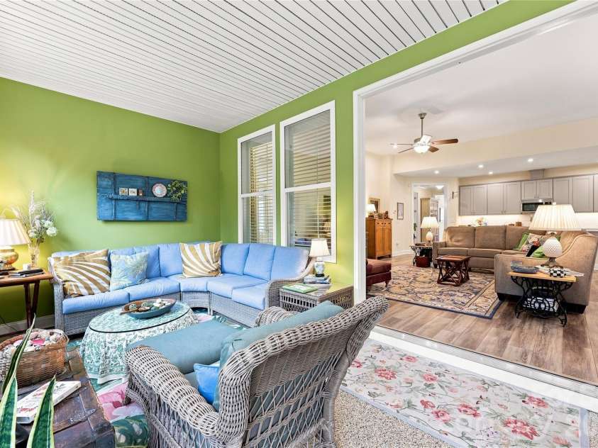 7106 Overjoyed Crossing, Charlotte, NC 28215.  MLS# CAR4417252, YatesRealty ID 48236. 