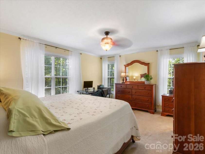 195 Banjo Branch Road, Burnsville, NC 28714.  MLS# CAR4420651, YatesRealty ID 48237. 