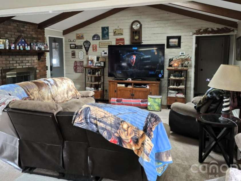 1753 Smith Farm Road, Lexington, NC 27292.  MLS# CAR4420609, YatesRealty ID 48238. 