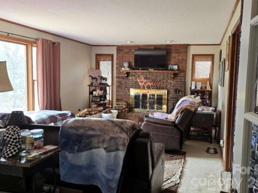 1753 Smith Farm Road, Lexington, NC 27292.  MLS# CAR4420609, YatesRealty ID 48238. 