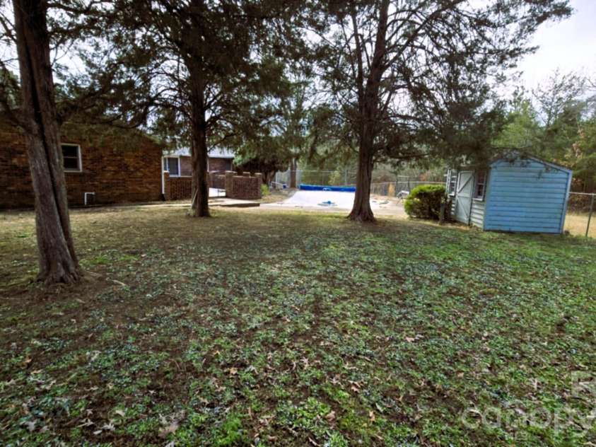 1753 Smith Farm Road, Lexington, NC 27292.  MLS# CAR4420609, YatesRealty ID 48238. 