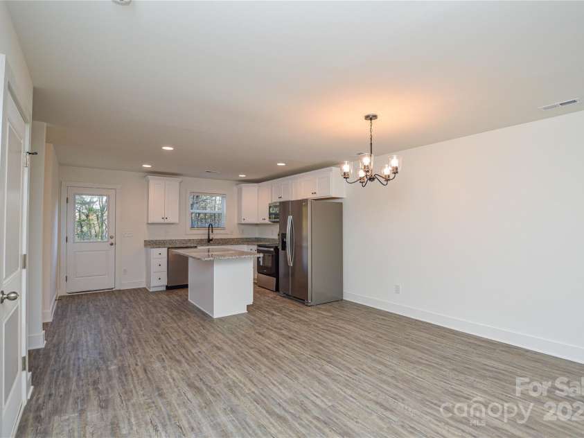 419 Alexander Avenue, Morganton, NC 28655.  MLS# CAR4224930, YatesRealty ID 4824. 