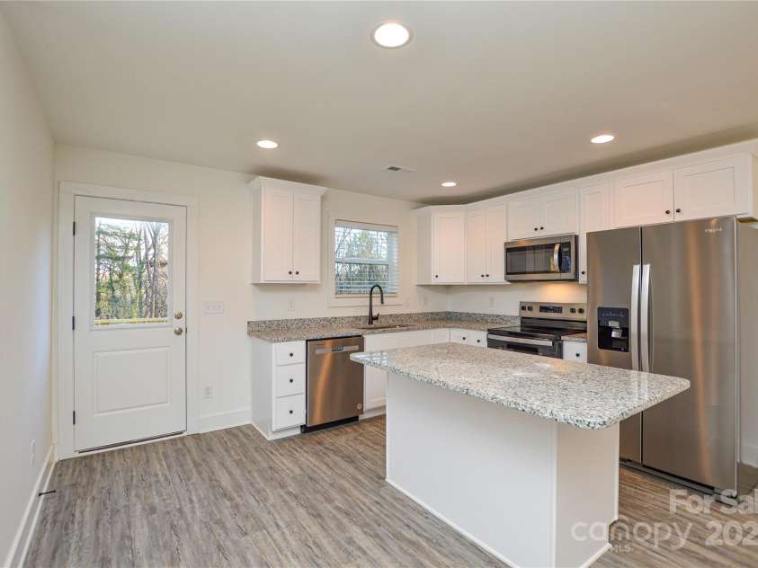 419 Alexander Avenue, Morganton, NC 28655.  MLS# CAR4224930, YatesRealty ID 4824. 