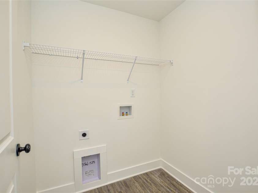 419 Alexander Avenue, Morganton, NC 28655.  MLS# CAR4224930, YatesRealty ID 4824. 