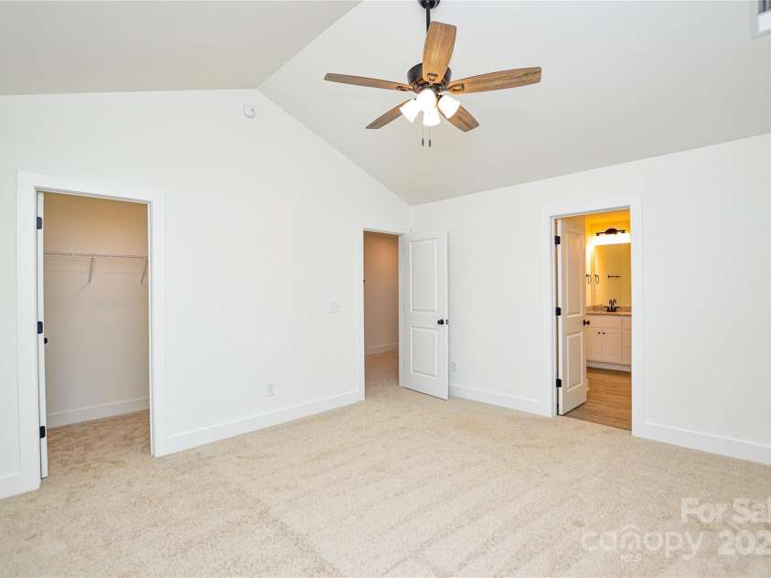 419 Alexander Avenue, Morganton, NC 28655.  MLS# CAR4224930, YatesRealty ID 4824. 