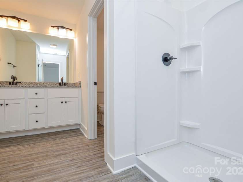 419 Alexander Avenue, Morganton, NC 28655.  MLS# CAR4224930, YatesRealty ID 4824. 