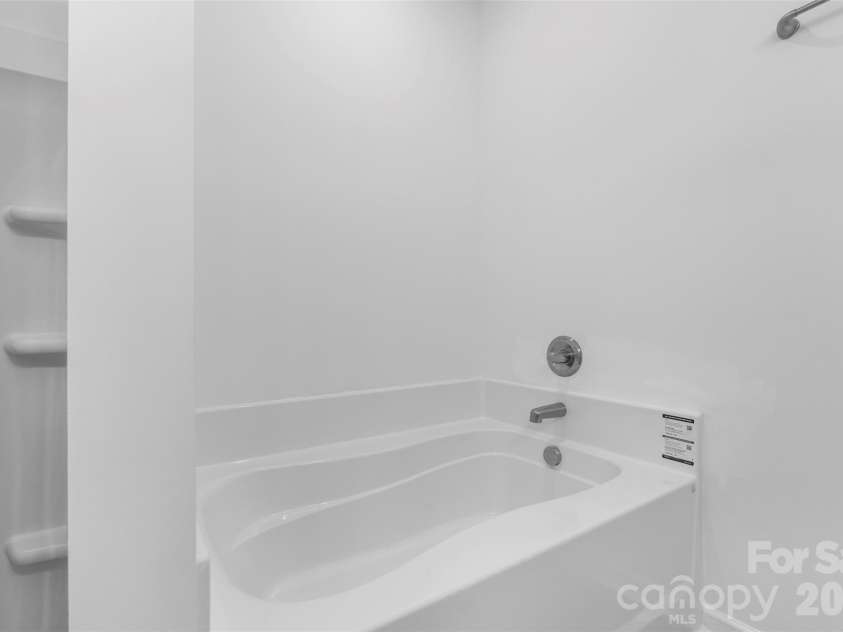 921 & 927 Prescott Road, Columbia, SC 29203.  MLS# CAR4420662, YatesRealty ID 48240. 