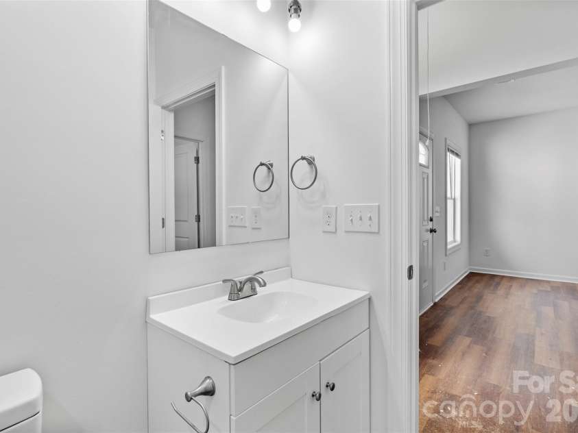 921 & 927 Prescott Road, Columbia, SC 29203.  MLS# CAR4420662, YatesRealty ID 48240. 