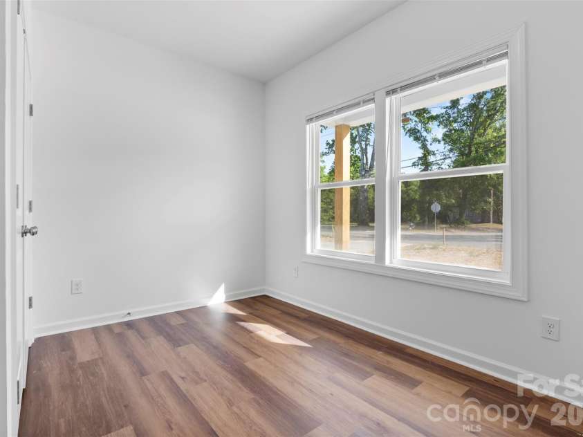 921 & 927 Prescott Road, Columbia, SC 29203.  MLS# CAR4420662, YatesRealty ID 48240. 