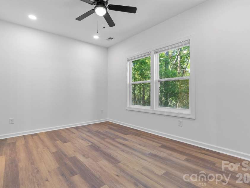 921 & 927 Prescott Road, Columbia, SC 29203.  MLS# CAR4420662, YatesRealty ID 48240. 