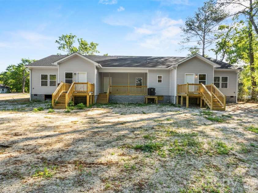 921 & 927 Prescott Road, Columbia, SC 29203.  MLS# CAR4420662, YatesRealty ID 48240. 