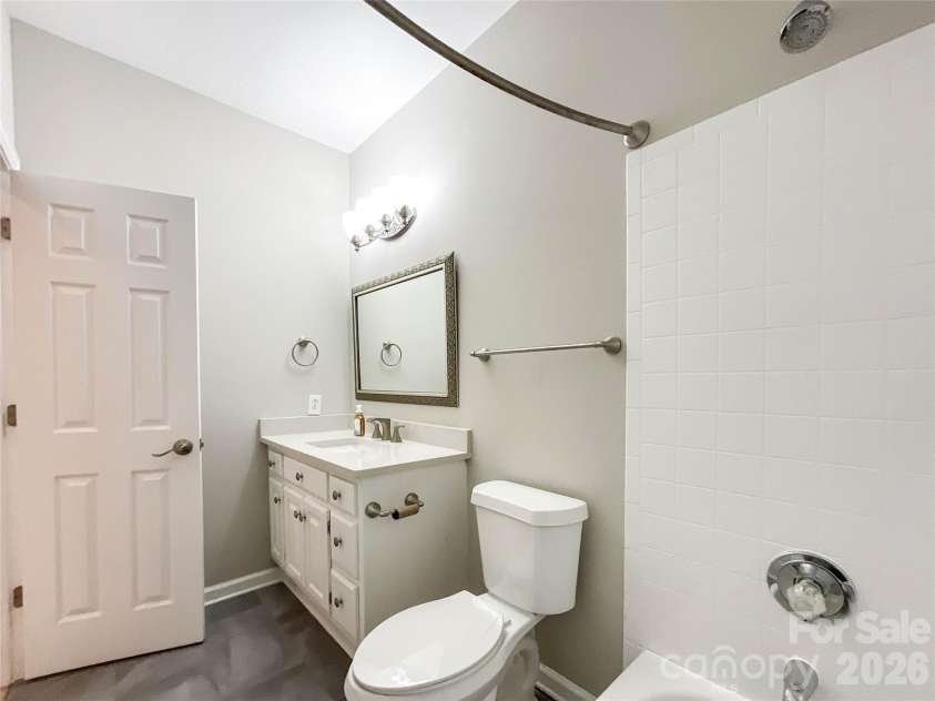 7000 Royce Court, Charlotte, NC 28277.  MLS# CAR4420656, YatesRealty ID 48241. Full Bath