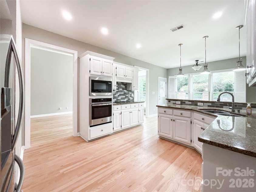 7000 Royce Court, Charlotte, NC 28277.  MLS# CAR4420656, YatesRealty ID 48241. Kitchen Area