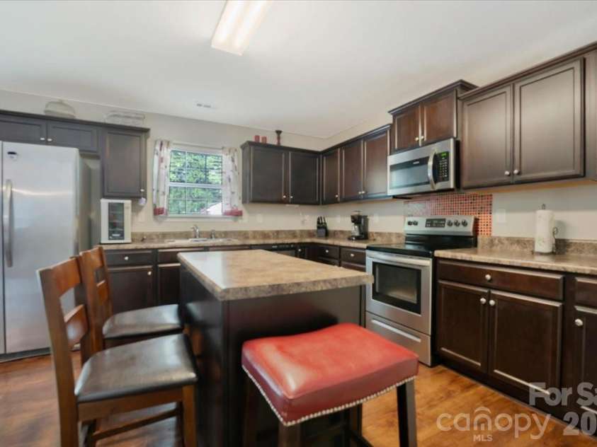 1057 Bolivia Drive, Gastonia, NC 28054.  MLS# CAR4420557, YatesRealty ID 48242. 