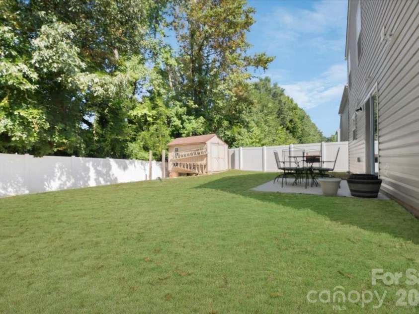 1057 Bolivia Drive, Gastonia, NC 28054.  MLS# CAR4420557, YatesRealty ID 48242. 