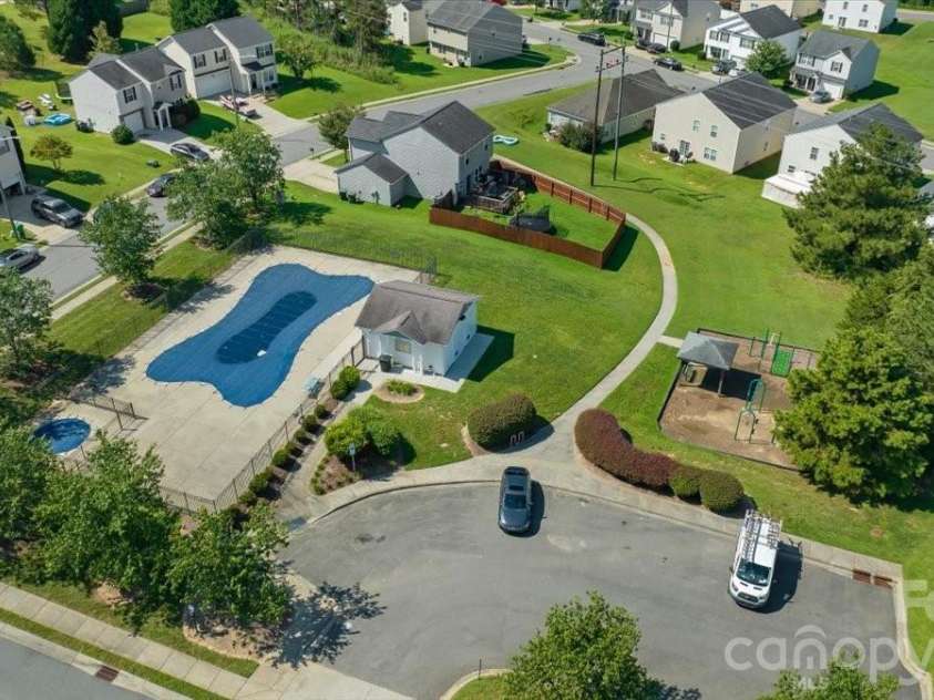 1057 Bolivia Drive, Gastonia, NC 28054.  MLS# CAR4420557, YatesRealty ID 48242. 