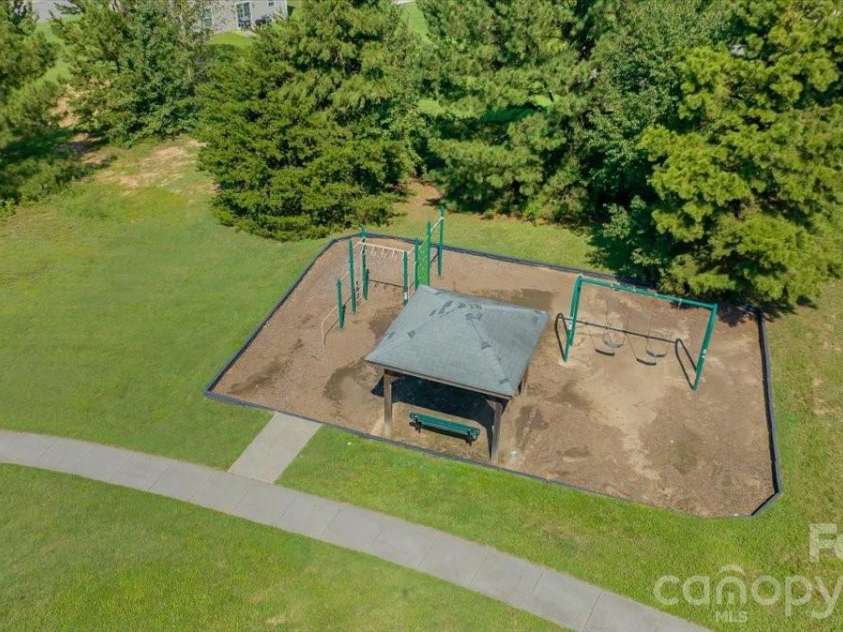 1057 Bolivia Drive, Gastonia, NC 28054.  MLS# CAR4420557, YatesRealty ID 48242. 