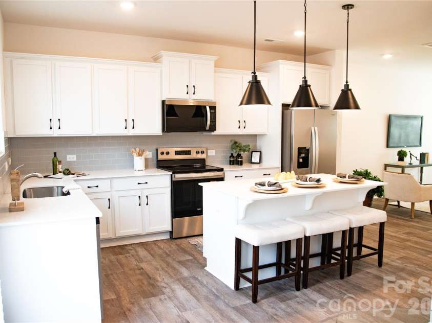 3106 Elemare Street, Charlotte, NC 28208.  MLS# CAR4420679, YatesRealty ID 48244. 