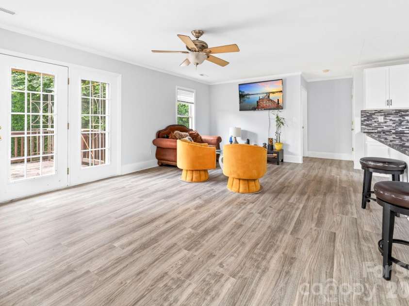 116 Brewer Lane, Mooresville, NC 28115.  MLS# CAR4413014, YatesRealty ID 48246. 