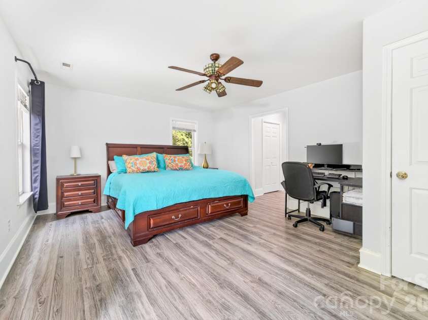 116 Brewer Lane, Mooresville, NC 28115.  MLS# CAR4413014, YatesRealty ID 48246. 