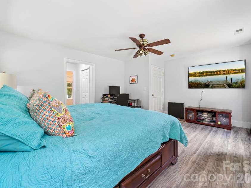 116 Brewer Lane, Mooresville, NC 28115.  MLS# CAR4413014, YatesRealty ID 48246. 