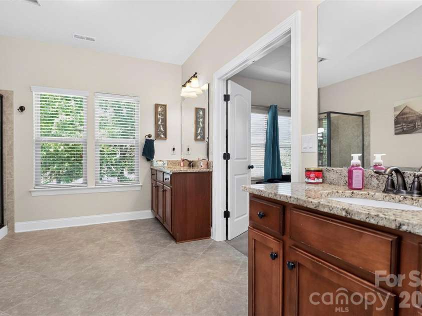 5112 Forest Knoll Court, Indian Trail, NC 28079.  MLS# CAR4419662, YatesRealty ID 48248. 