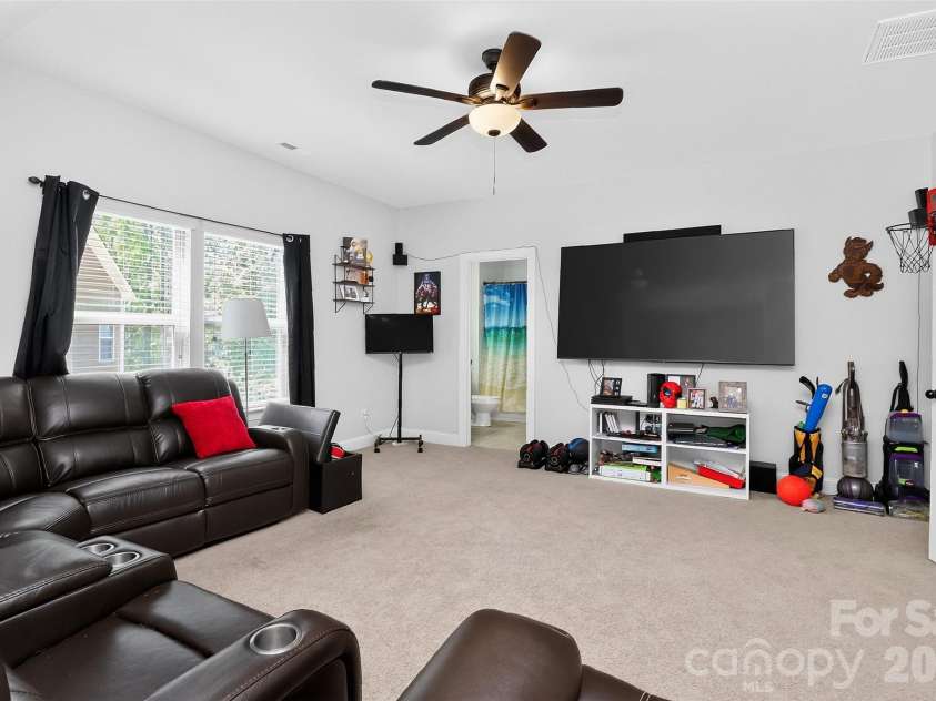 5112 Forest Knoll Court, Indian Trail, NC 28079.  MLS# CAR4419662, YatesRealty ID 48248. 
