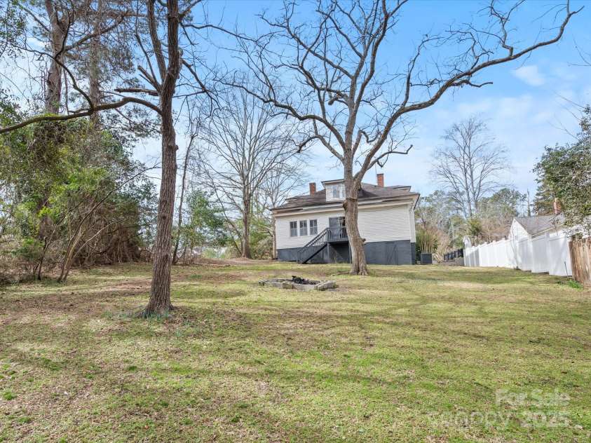 149 Crescent Drive, Chesterfield, SC 29709.  MLS# CAR4233755, YatesRealty ID 4825. 