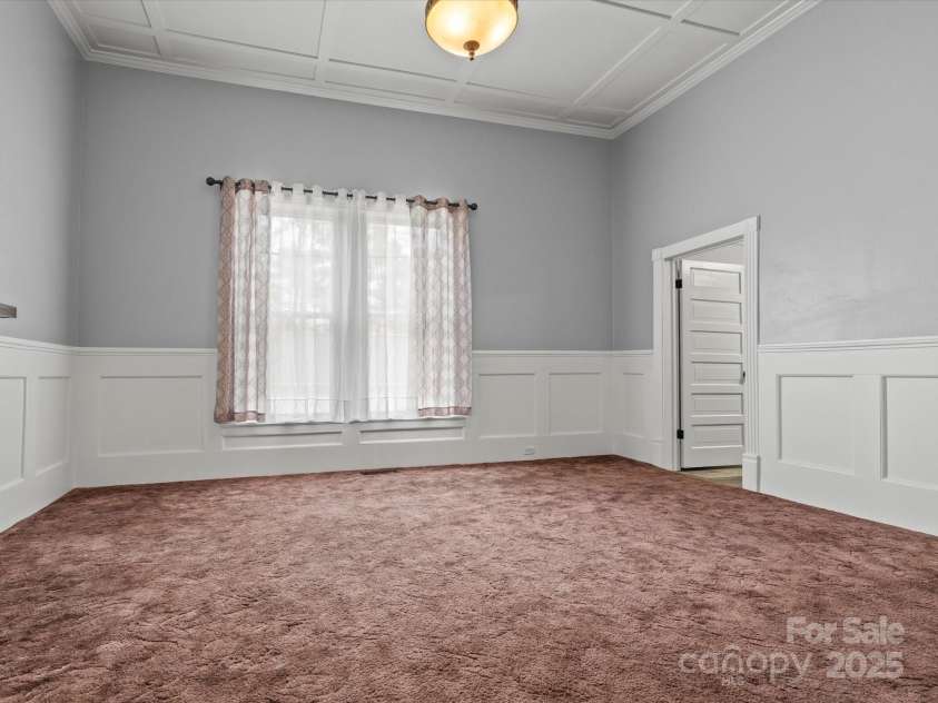 149 Crescent Drive, Chesterfield, SC 29709.  MLS# CAR4233755, YatesRealty ID 4825. 