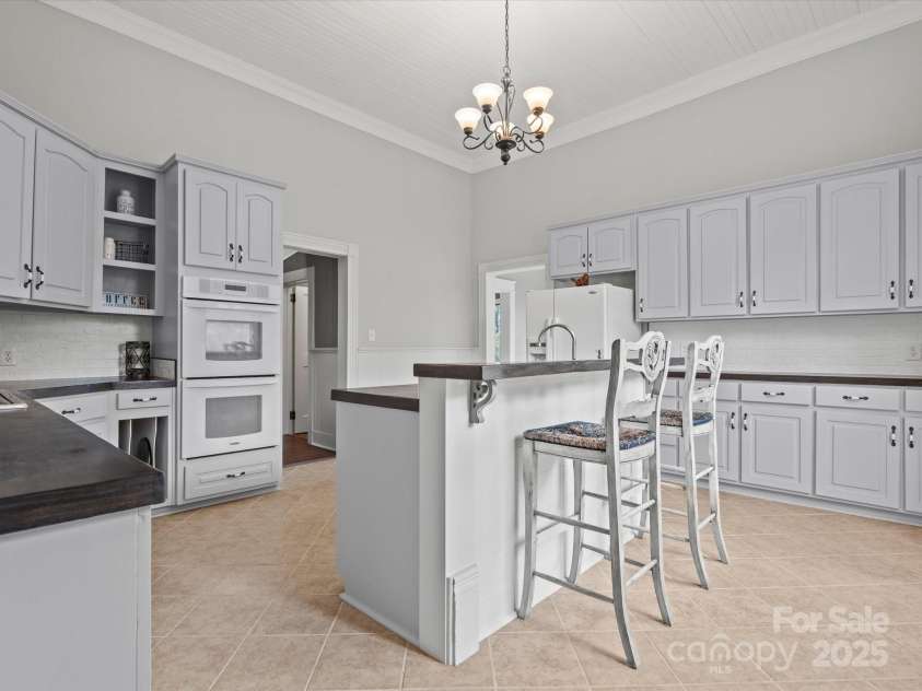 149 Crescent Drive, Chesterfield, SC 29709.  MLS# CAR4233755, YatesRealty ID 4825. 