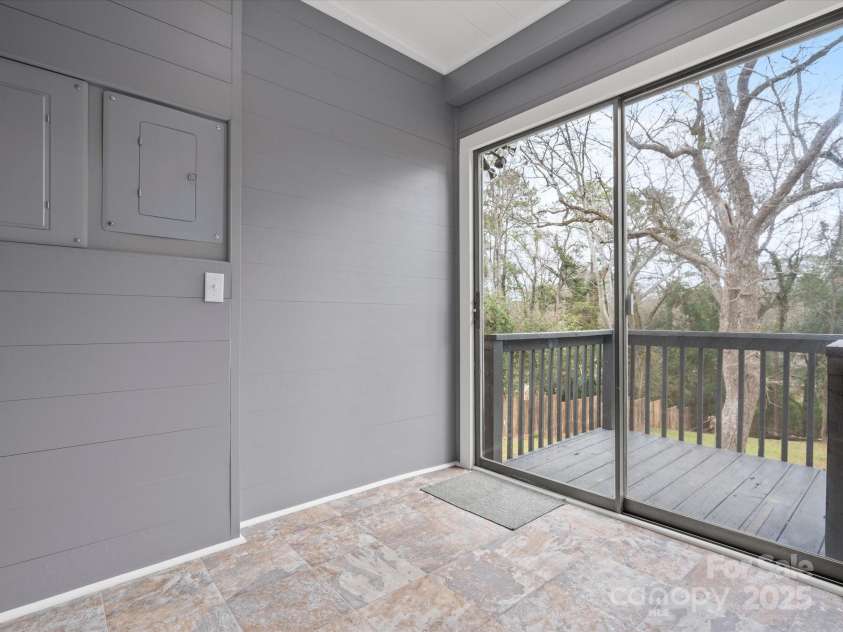 149 Crescent Drive, Chesterfield, SC 29709.  MLS# CAR4233755, YatesRealty ID 4825. 