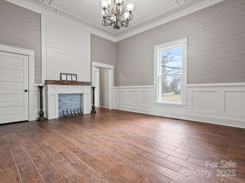 149 Crescent Drive, Chesterfield, SC 29709.  MLS# CAR4233755, YatesRealty ID 4825. 